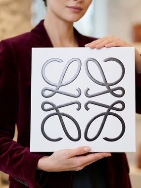 LOEWE Monogram Canvas Art GIFT BOX